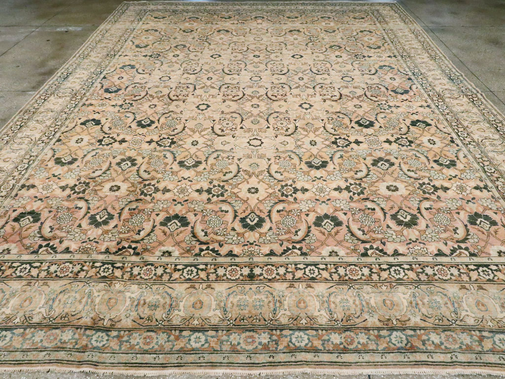 Antique Persian Lavar Kerman Carpet, No.19237 - Gss