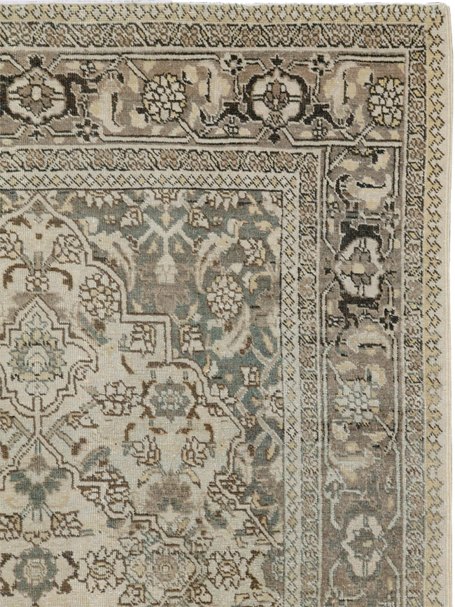 Antique Persian Tabriz Rug, No.19278 - Gss