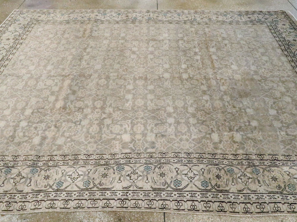 Antique Persian Tabriz Carpet, No.19283 - Gss