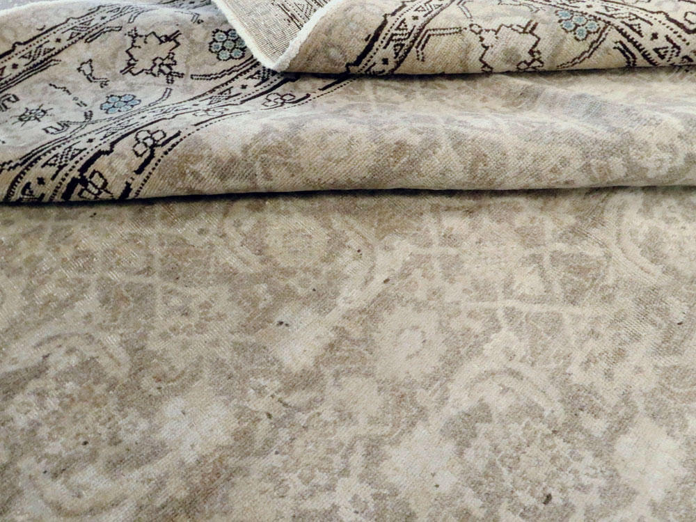 Antique Persian Tabriz Carpet, No.19283 - Gss