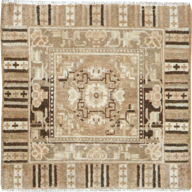 Antique East Turkestan Khotan Rug, No.19294 - Gss