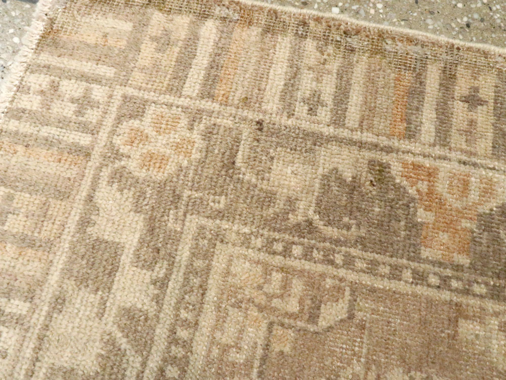 Antique East Turkestan Khotan Rug, No.19295 - Gss