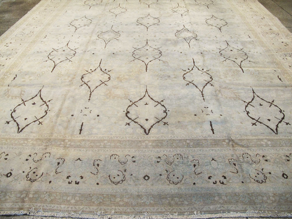 Antique Persian Tabriz Carpet, No.20014 - Gss