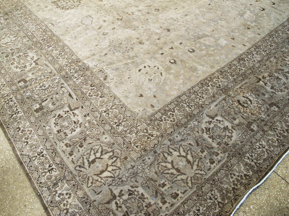 Antique Persian Tabriz Carpet, No.20018 - Gss