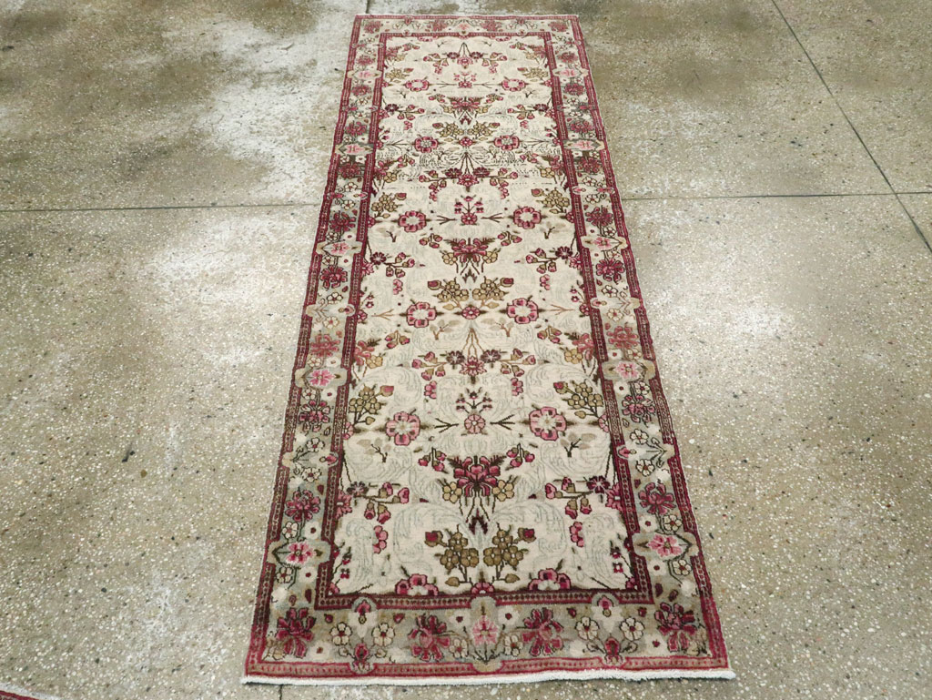 Vintage Persian Lavar Kerman Runner, No.20072 - Gss