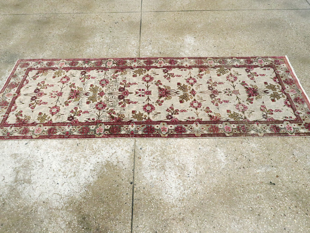 Vintage Persian Lavar Kerman Runner, No.20072 - Gss