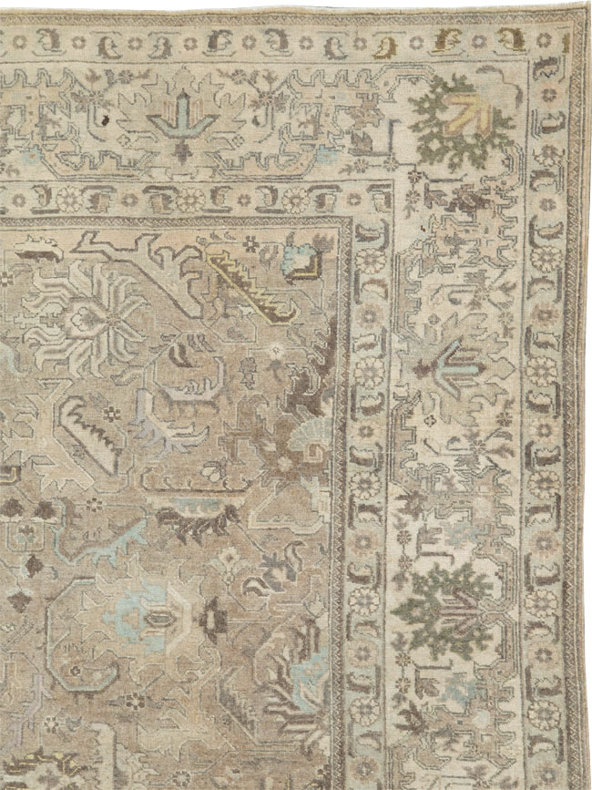 Vintage Persian Tabriz Carpet, No.20165 - Gss