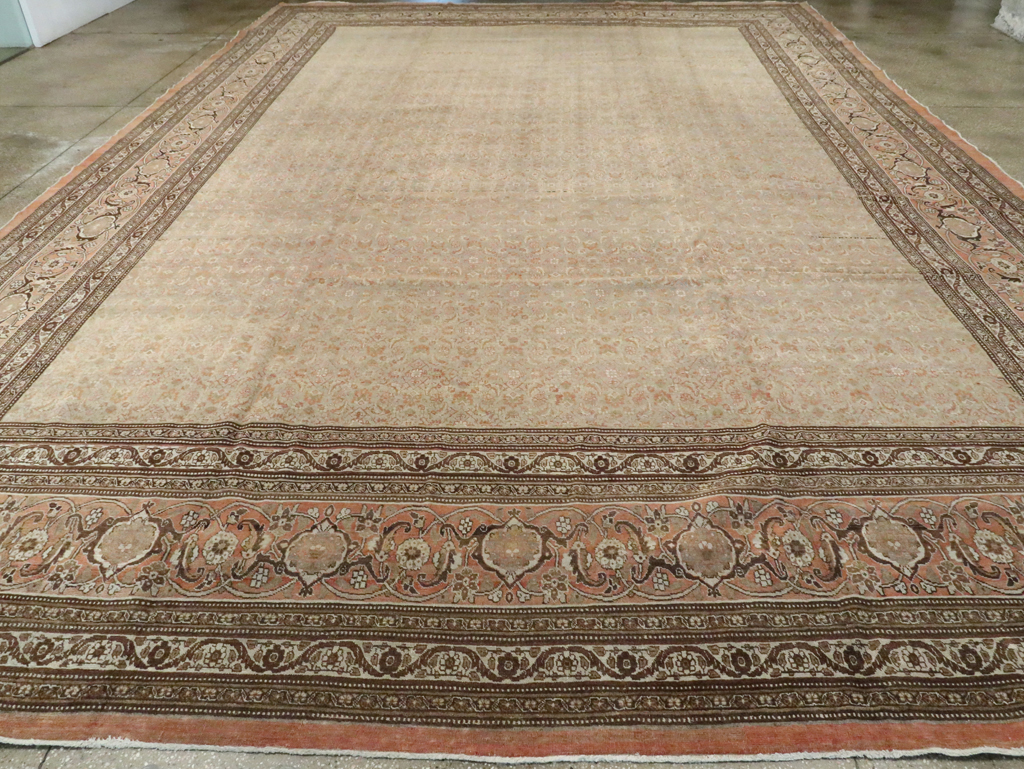 Antique Persian Tabiz Carpet, No.20170 - Gss