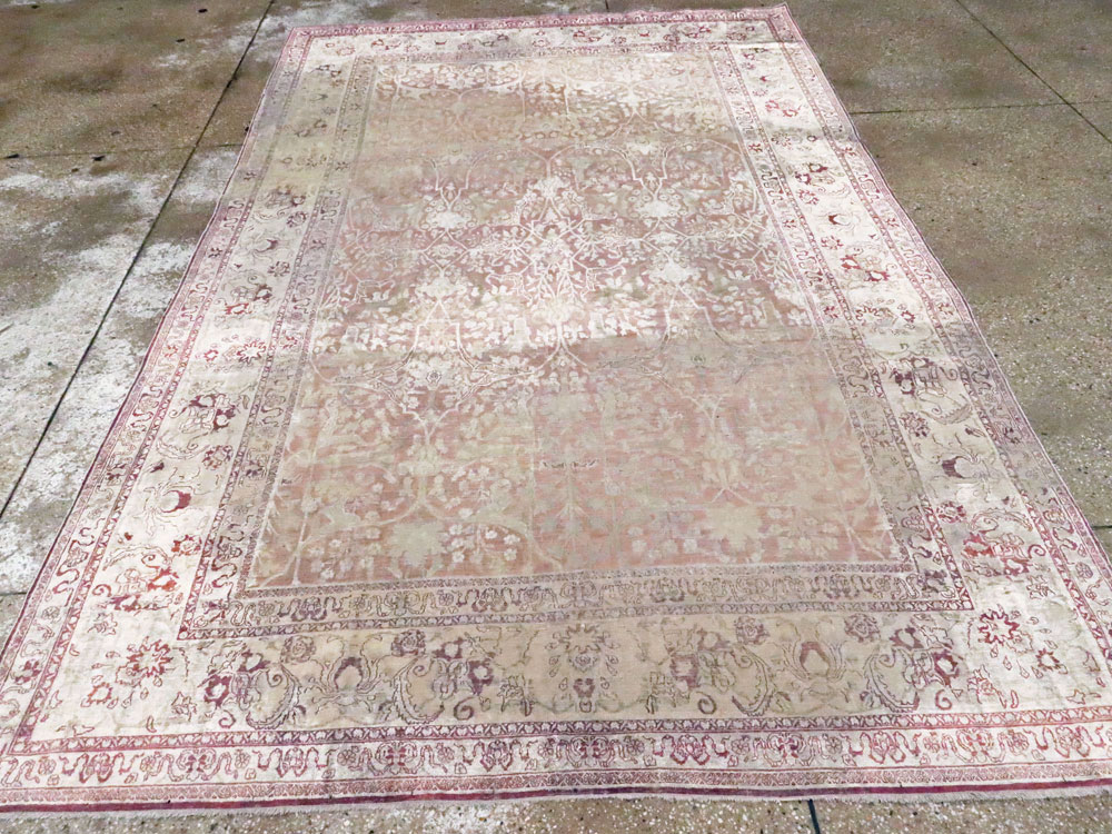 Antique Persian Silk Distressed Kashan Carpet, No.20182 - Gss
