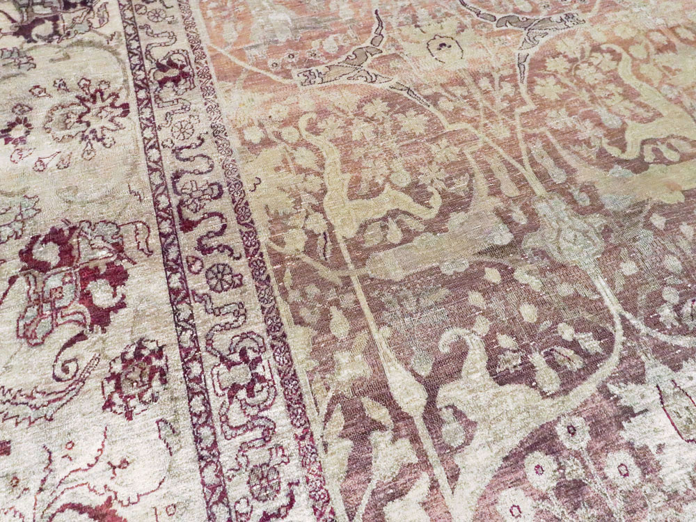 Antique Persian Silk Distressed Kashan Carpet, No.20182 - Gss
