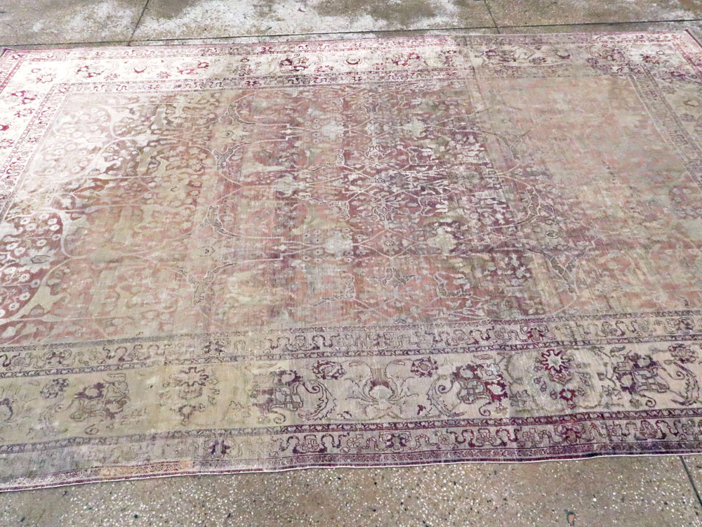 Antique Persian Silk Distressed Kashan Carpet, No.20182 - Gss