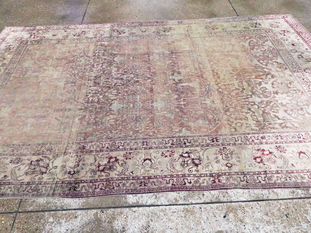 Antique Persian Silk Distressed Kashan Carpet, No.20182 - Gss