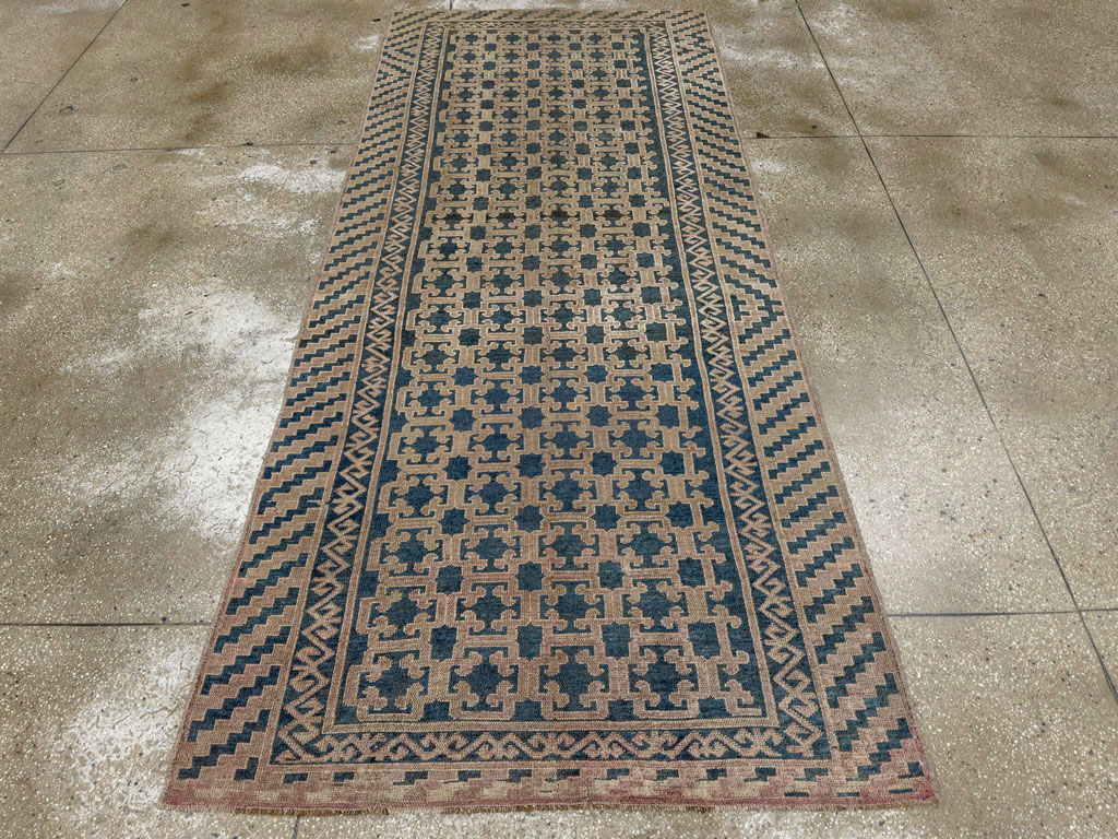 Antique East Turkestan Kirghiz Carpet, No.20193 - Gss