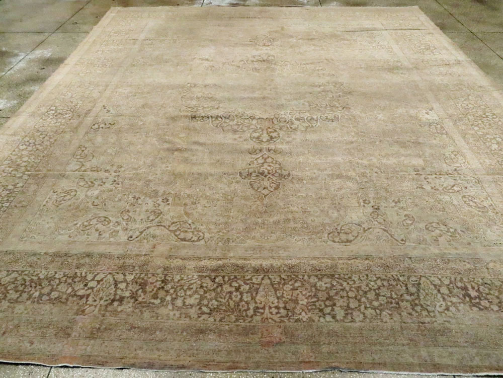 Antique Indian Lahore Carpet, No.20227 - Gss