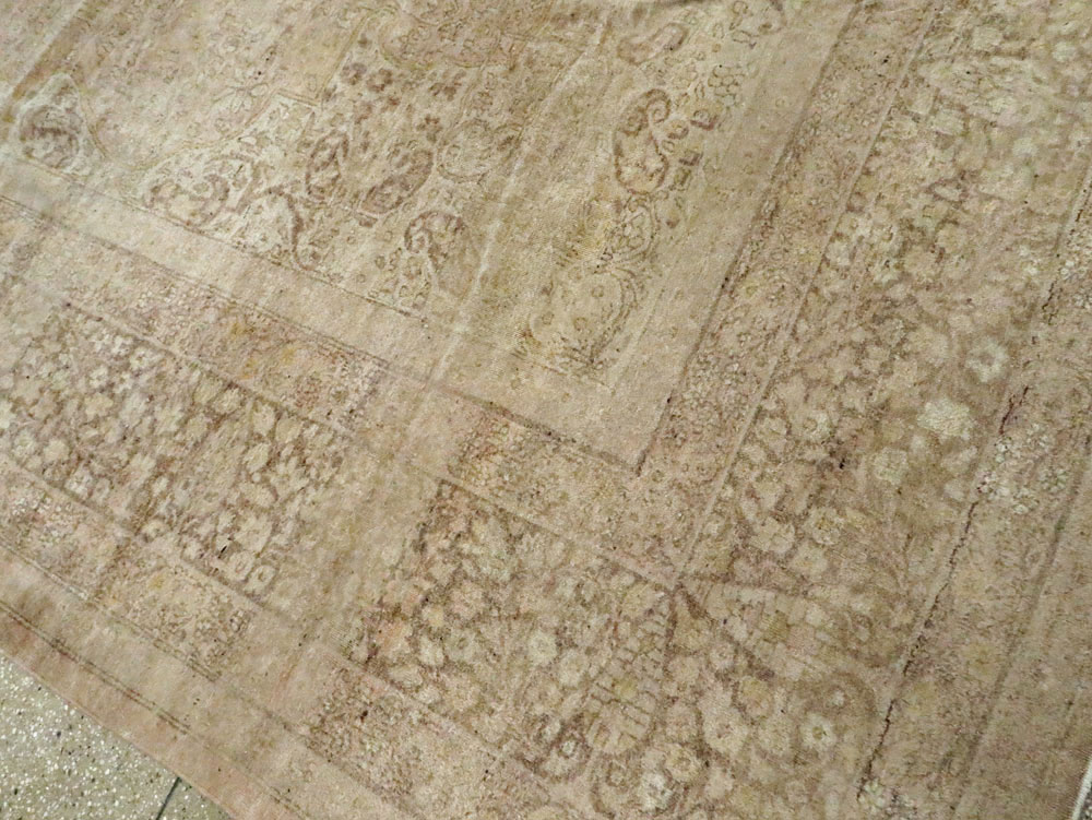 Antique Indian Lahore Carpet, No.20227 - Gss