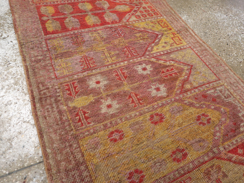 Antique East Turkestan Khotan Saph Runner, No.20233 - Gss
