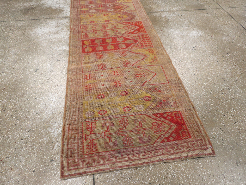 Antique East Turkestan Khotan Saph Runner, No.20233 - Gss