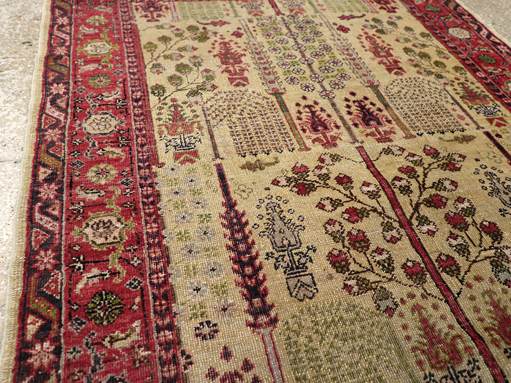 Antique Turkish Sivas Carpet, No.20327 - Gss