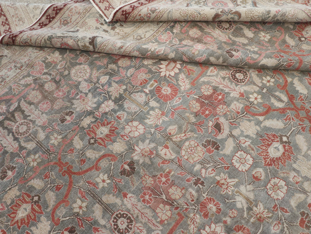 Antique Persian Tabriz Carpet, No.20338 - Gss