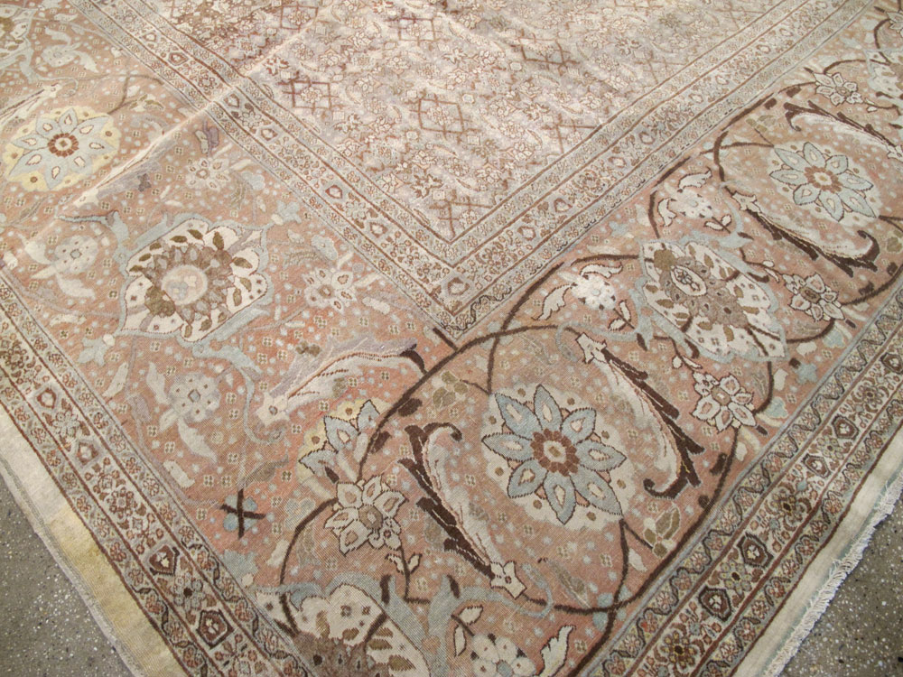 Antique Tabriz Persian Carpet, No.20356 - Gss