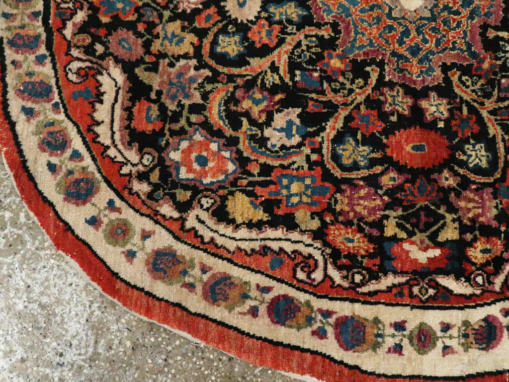 Antique Persian Tabriz Round Rug, No.20380 - Gss
