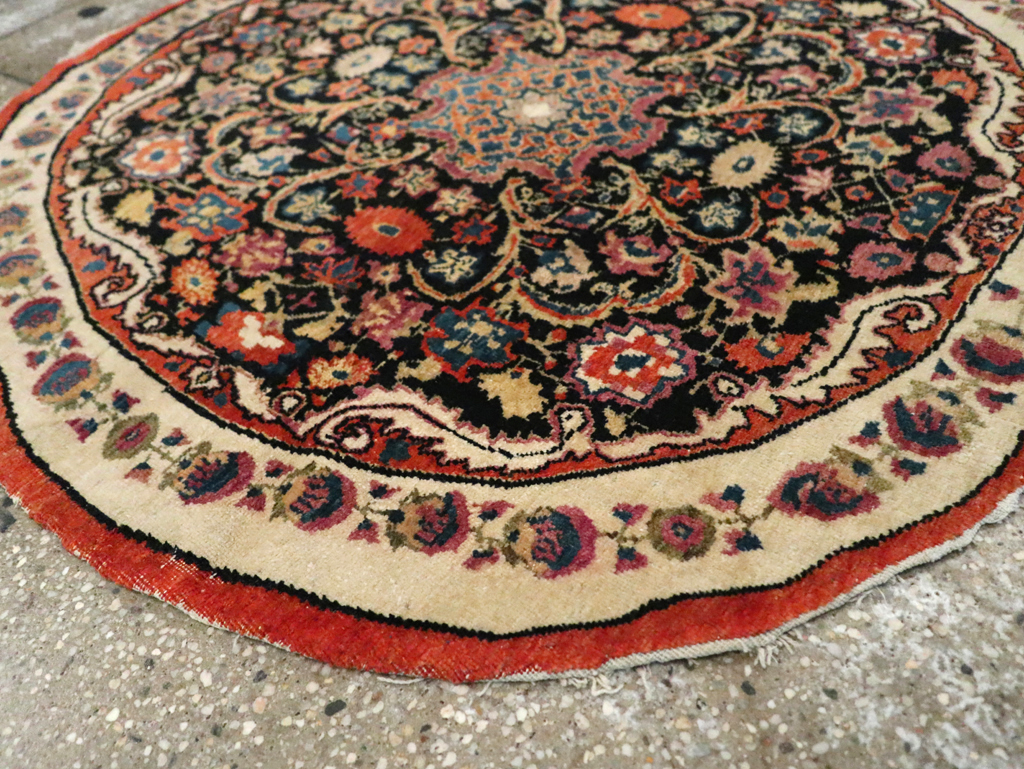 Antique Persian Tabriz Round Rug, No.20380 - Gss