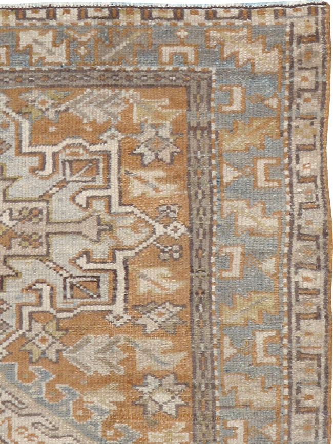 Vintage Persian Karajeh Rug, No.20409 - Gss