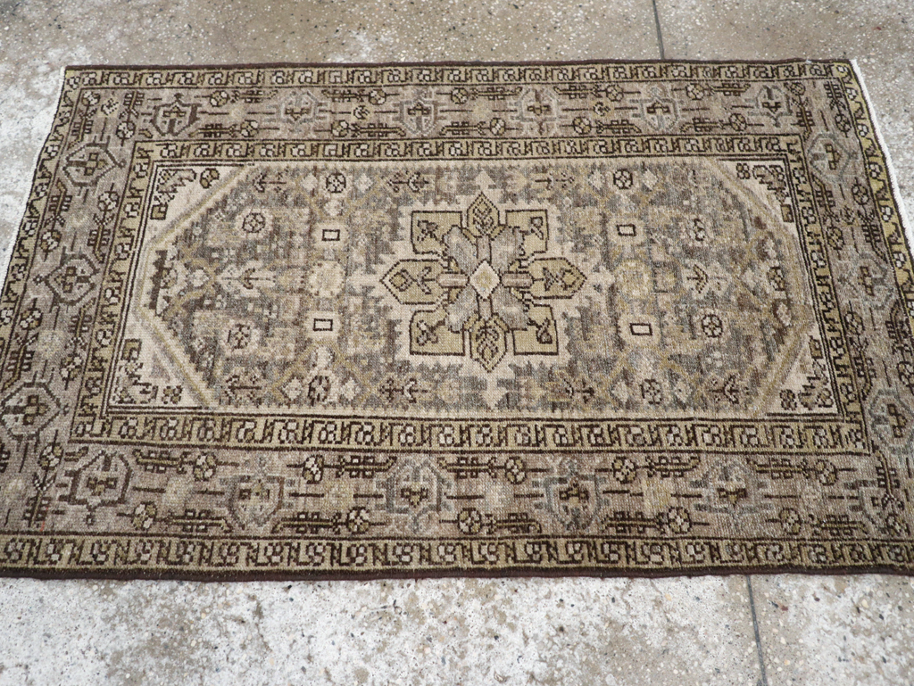 Vintage Persian Malayer Throw Rug, No.20419 - Gss