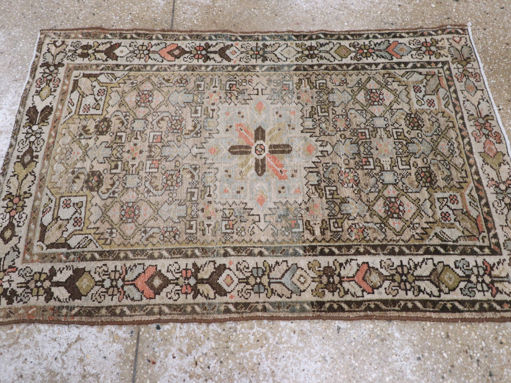 Antique Persian Malayer Throw Rug, No.20469 - Gss