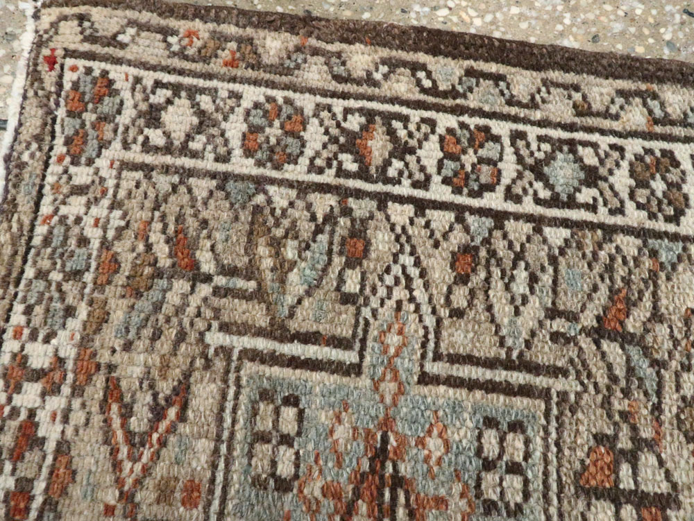 Vintage Persian Karajeh Rug, No.20501 - Gss