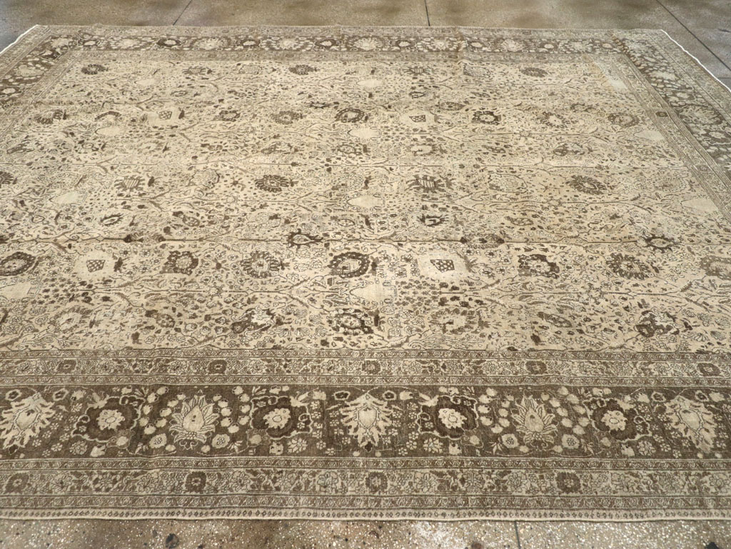 Antique Persian Tabriz Carpet, No.20552 - Gss