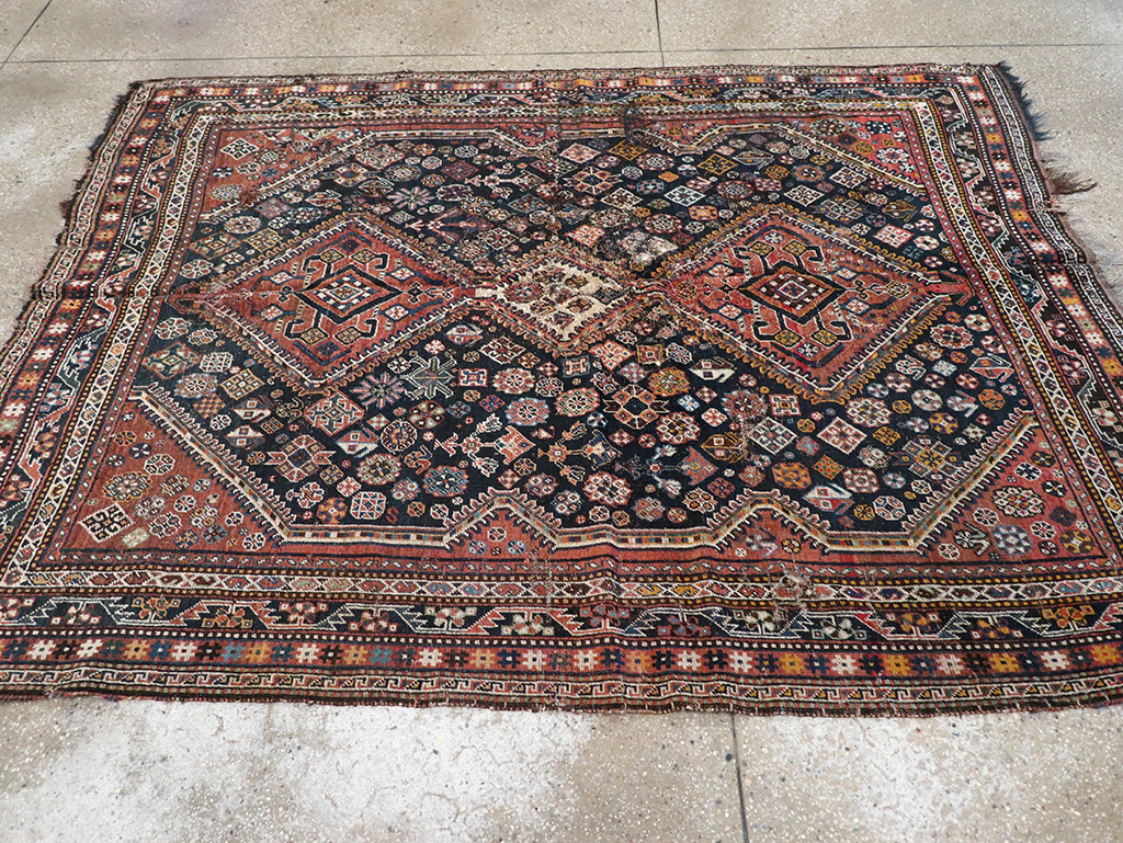 Antique Persian Shiraz Distressed Rug, No.20573 - Gss