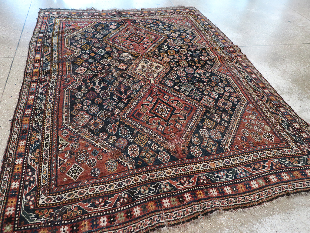 Antique Persian Shiraz Distressed Rug, No.20573 - Gss
