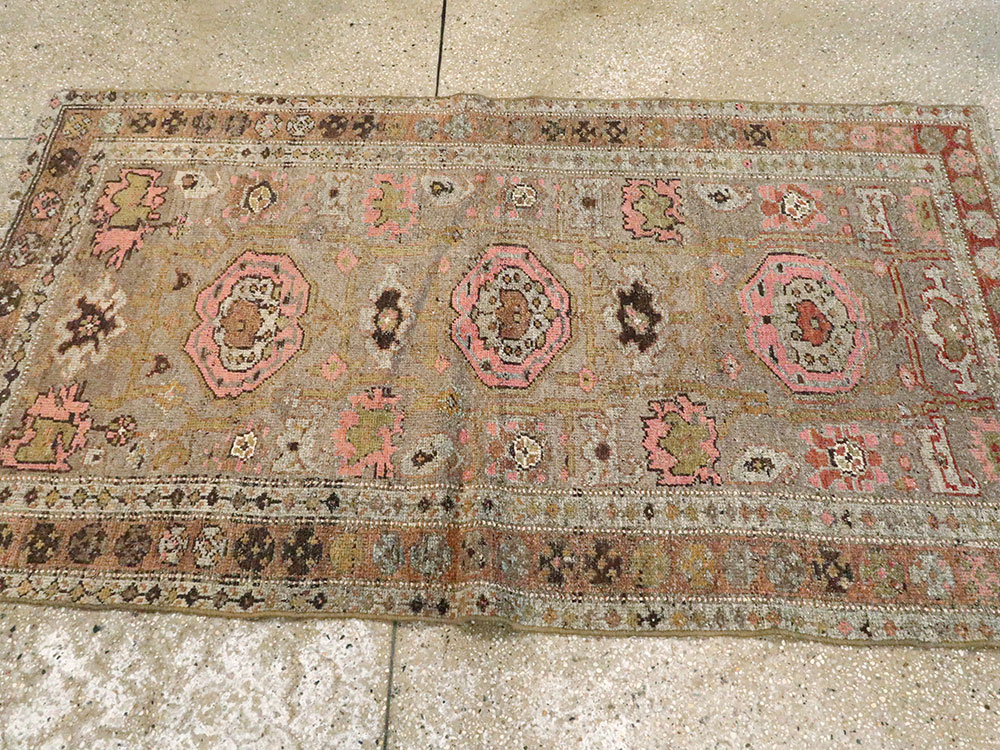 Antique Persian Kurdish Rug, No.20611 - Gss