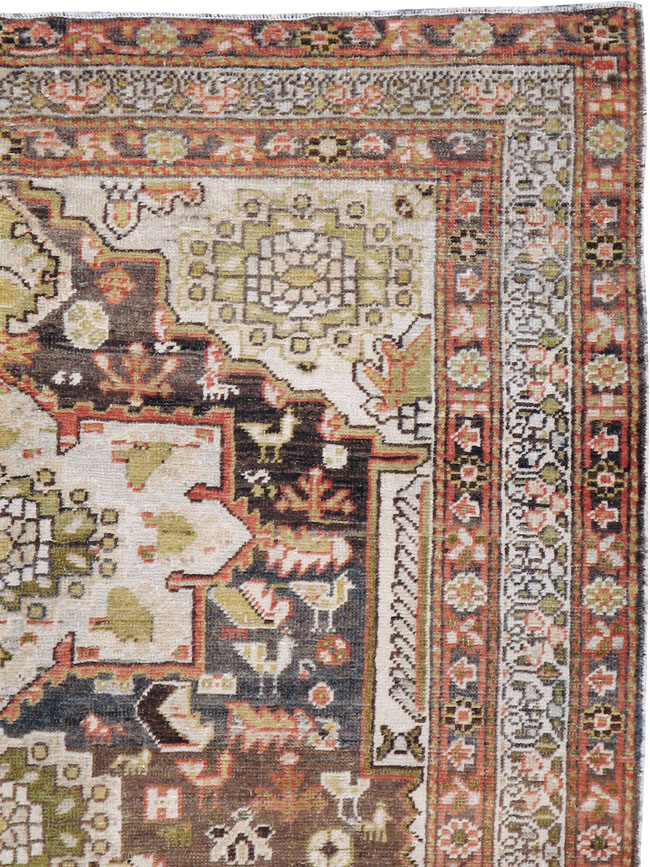 Vintage Persian Shiraz Rug, No.20644 - Gss