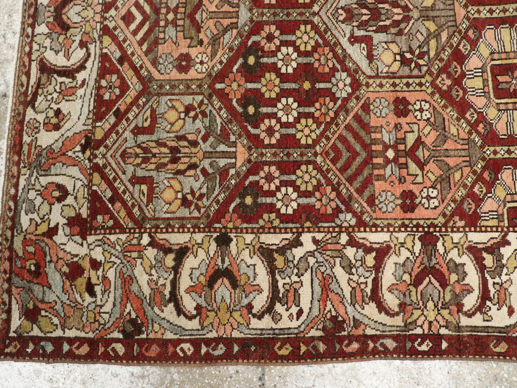 Antique Persian Bakhtiari Rug, No.20698 - Gss