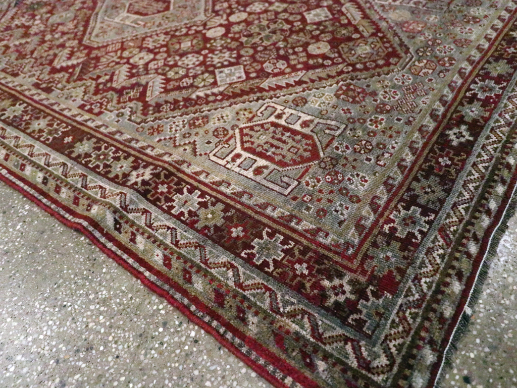 Antique Persian Qashqai Rug, No.20704 - Gss
