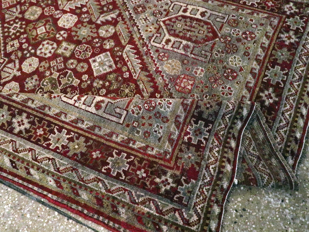 Antique Persian Qashqai Rug, No.20704 - Gss