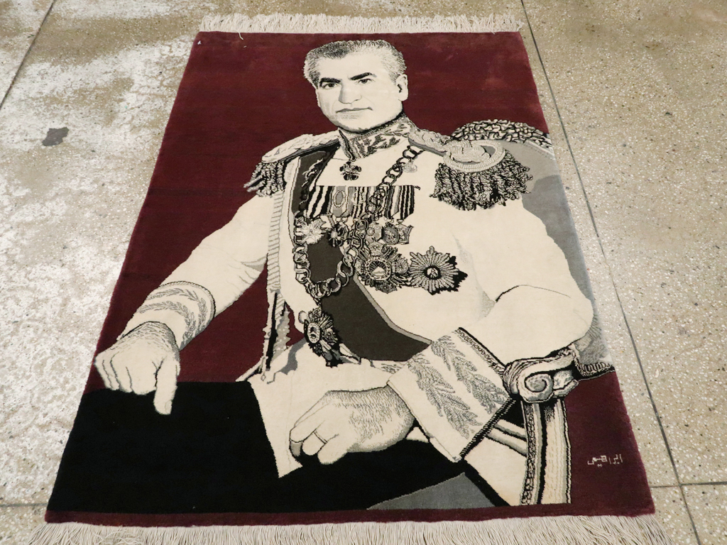 Vintage Persian Tabriz Pictorial Rug, No.21007 - Gss