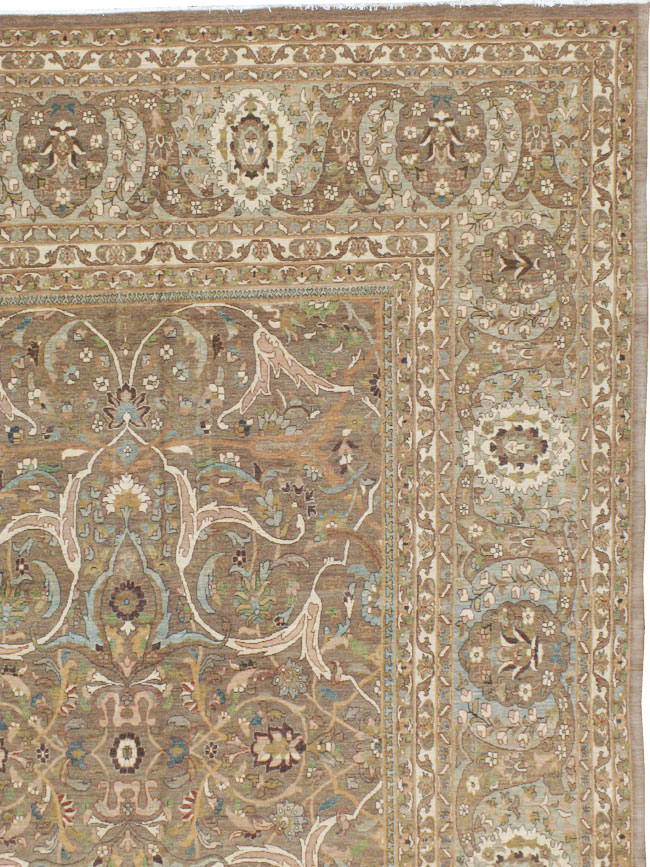 Contemporary Persian Tabriz Carpet, No.21031 - Gss