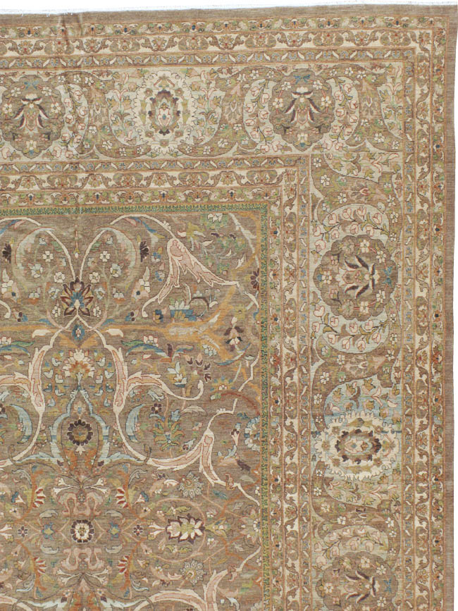 Contemporary Persian Tabriz Carpet, No.21031 - Gss