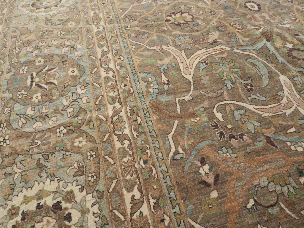 Contemporary Persian Tabriz Carpet, No.21031 - Gss