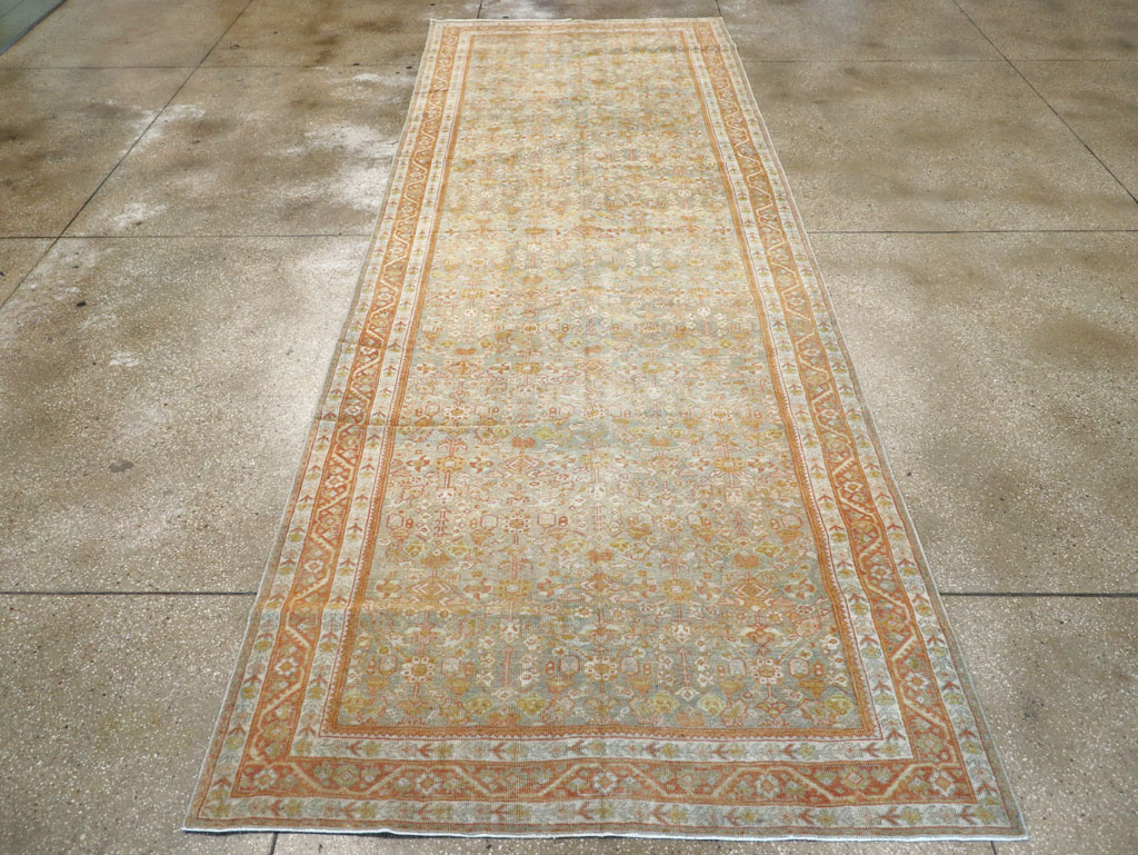 Antique Persian Mahal Gallery Carpet, No.21035 - Gss