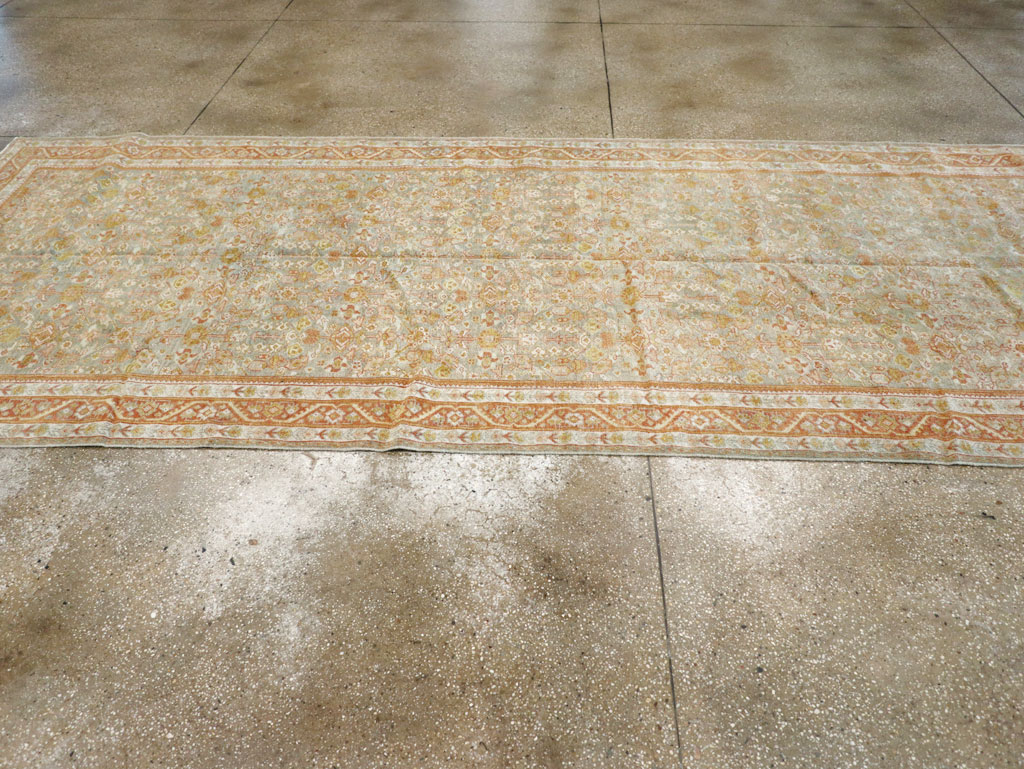 Antique Persian Mahal Gallery Carpet, No.21035 - Gss