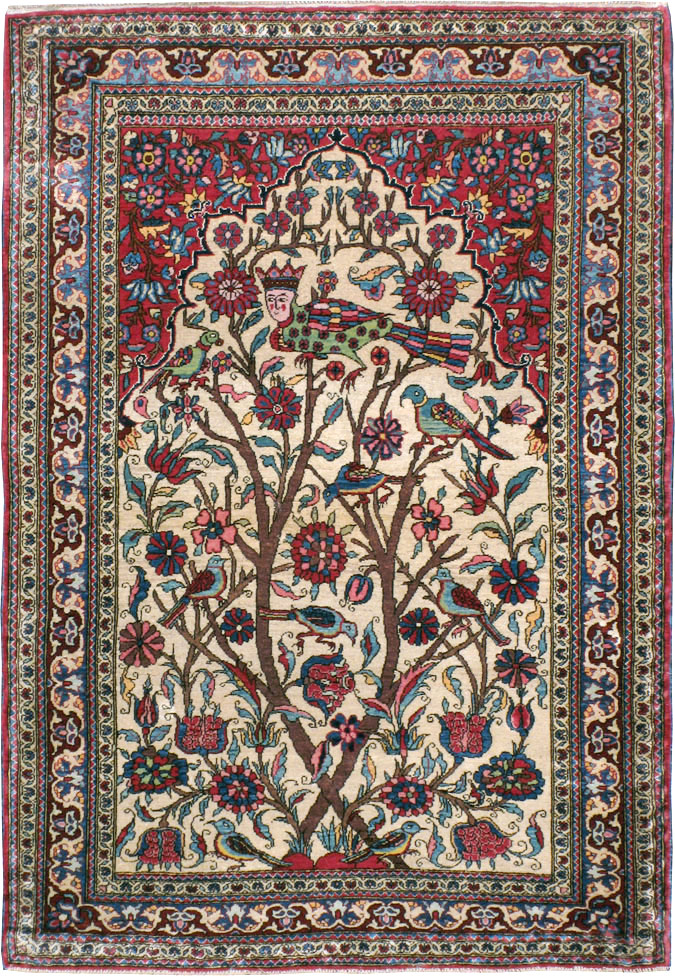 Vintage Persian Pictorial Isfahan Rug, No.21101 - Gss