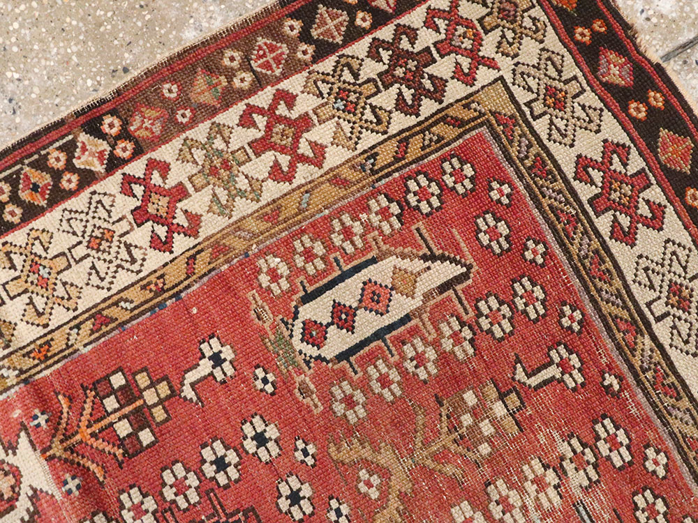 Antique Caucasian Rug, No.21135 - Gss