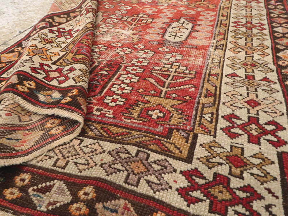 Antique Caucasian Rug, No.21135 - Gss