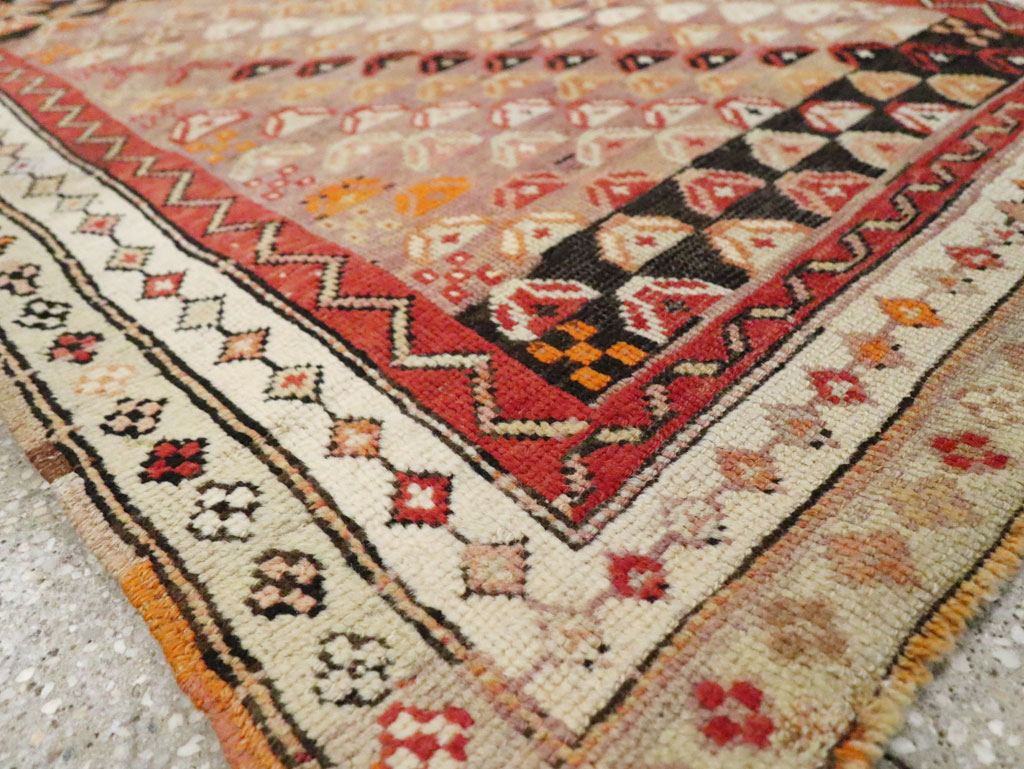Antique Caucasian Rug, No.21137 - Gss