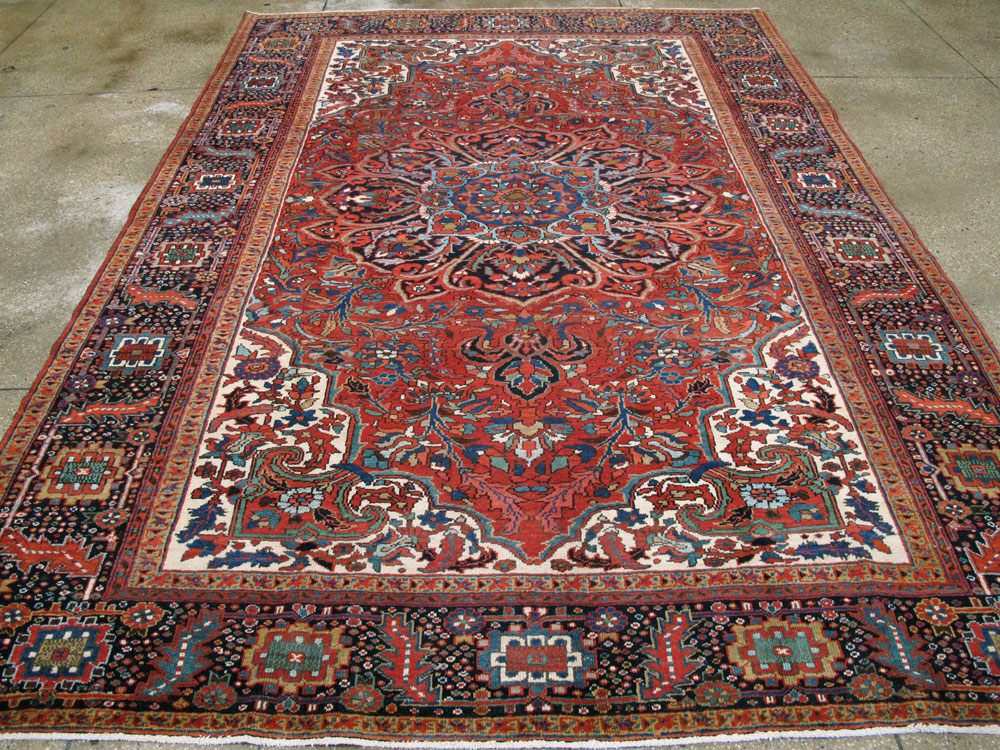Vintage Persian Heriz Carpet, No.21148 - Gss