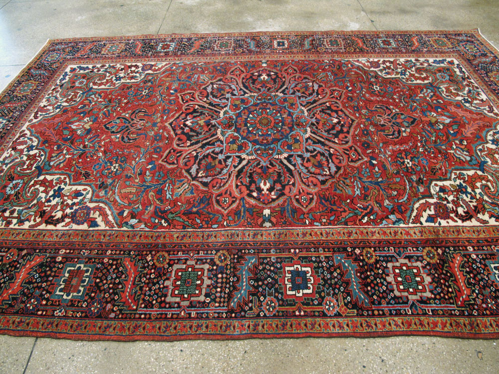 Vintage Persian Heriz Carpet, No.21148 - Gss